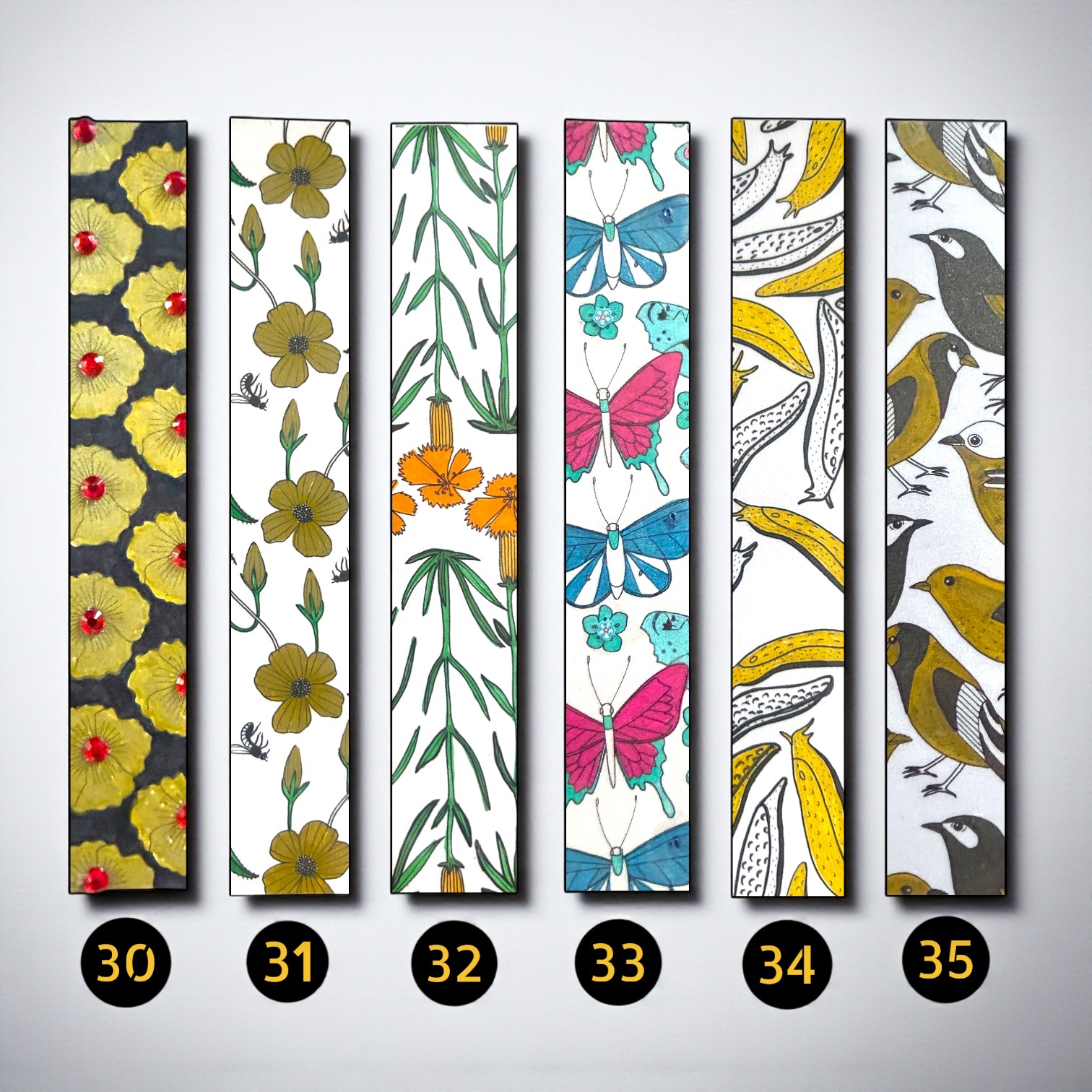 Assortiment de Marque-pages Illustrés FLT artisanaux et originaux, collection de motifs variés incluant fleurs botaniques, graphiques, Art nouveau et design coloré. Série 6